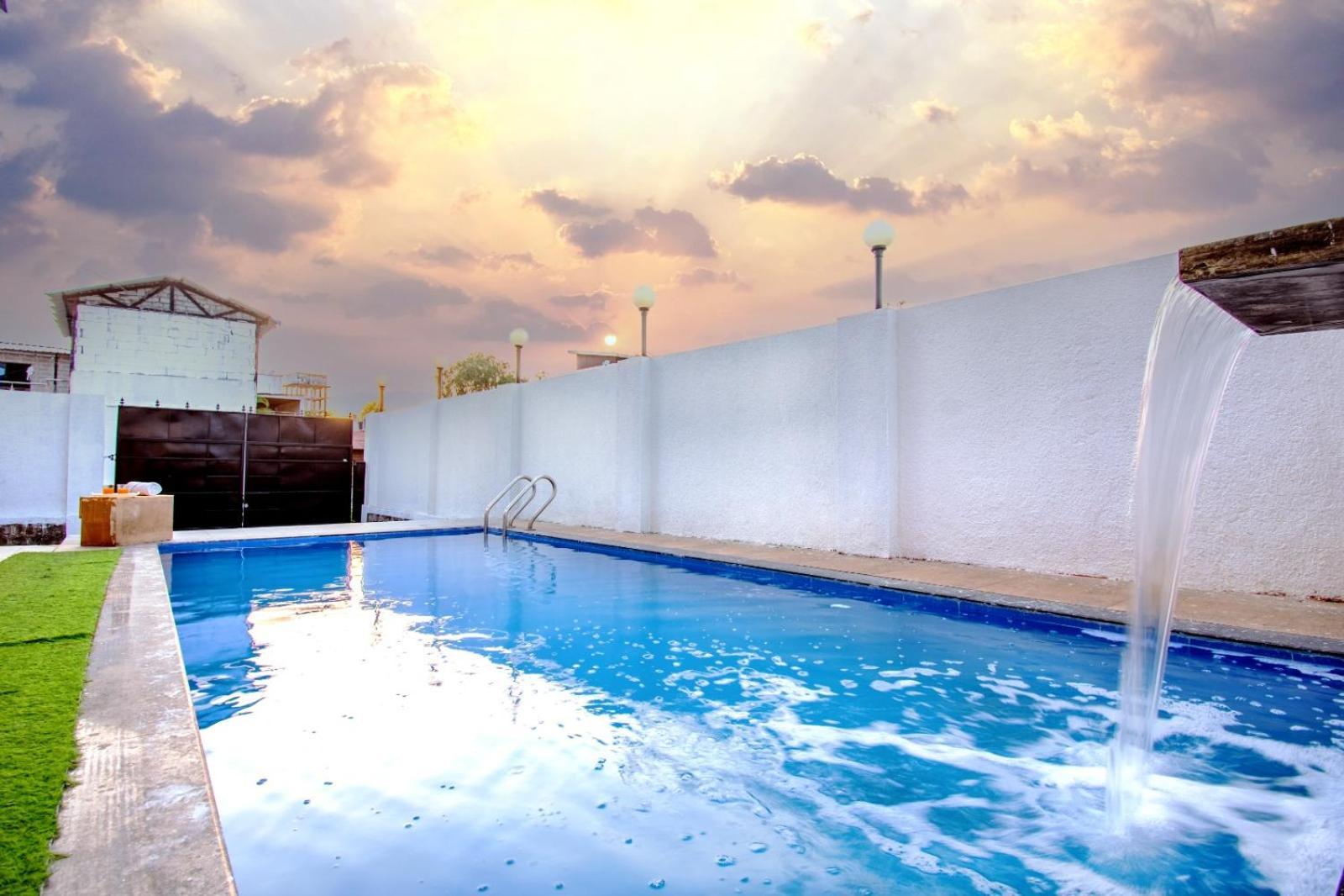 Empyrean Stay Ll 6Bhk Ll Royal Bramha Palace Ll Pvt Pool Ll Lonavala Exterior foto
